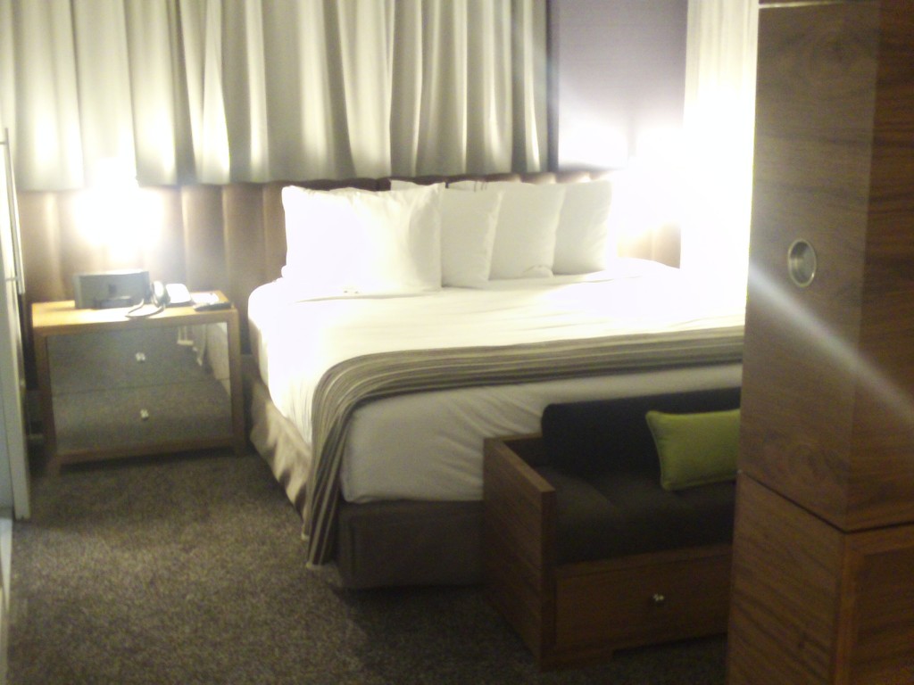 Avia Hotel Room